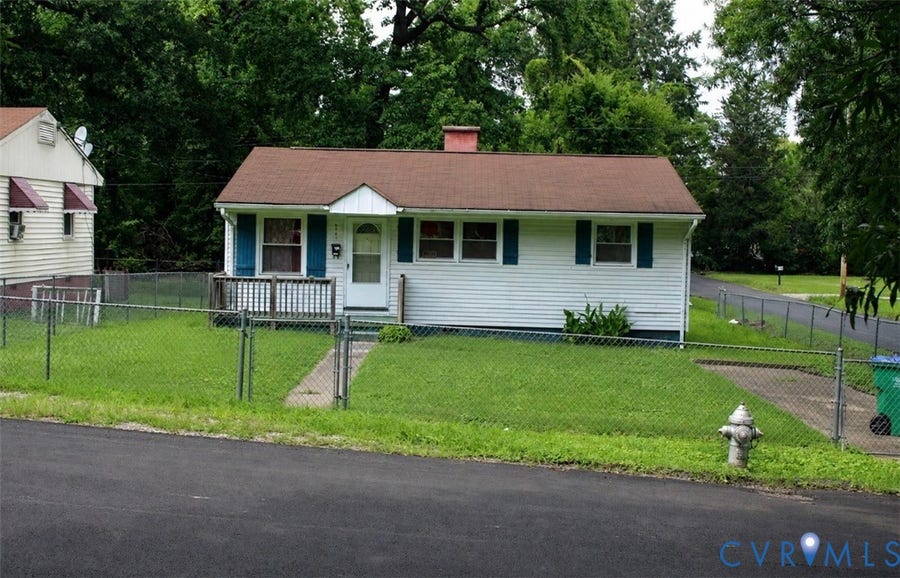 Property photo for 2401 Yorktown Avenue, Richmond, VA