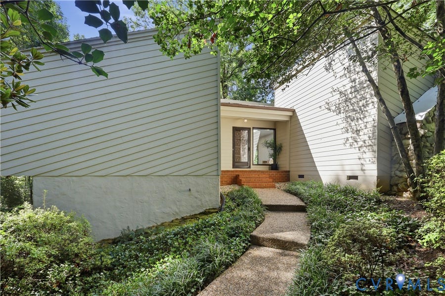 Property photo for 11931 Durrington Drive, North Chesterfield, VA