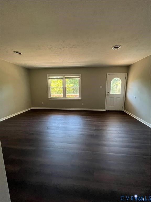 7032 Claybird Lane, Mechanicsville, VA 23111 7032 Claybird Lane, Mechanicsville, VA 23111