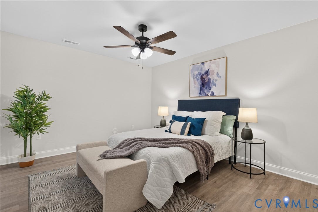 6537 Hardee Haven Place, Midlothian, VA 23112 Neutral wall finish, wood-finish flooring, ceiling fan with integrated lighting, recessed lighting, and white trim