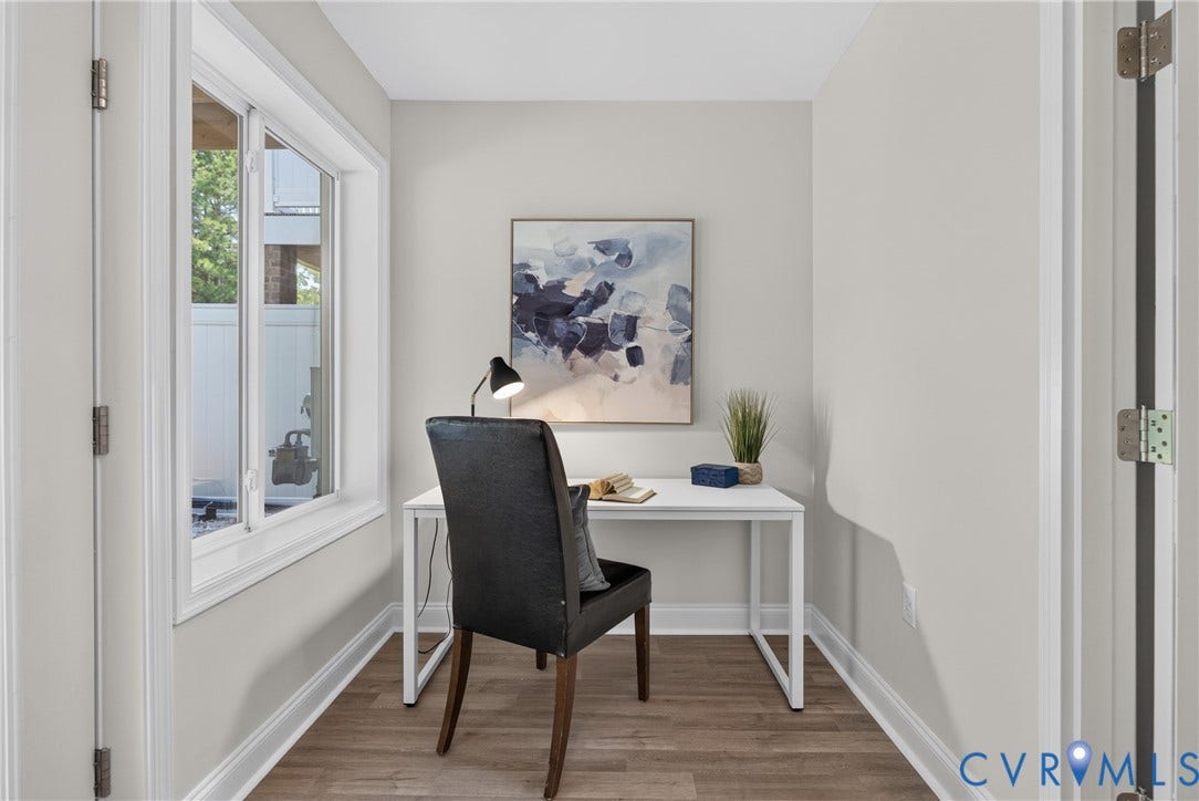 6537 Hardee Haven Place, Midlothian, VA 23112 Recessed alcove featuring wood-finish flooring and a white-framed window