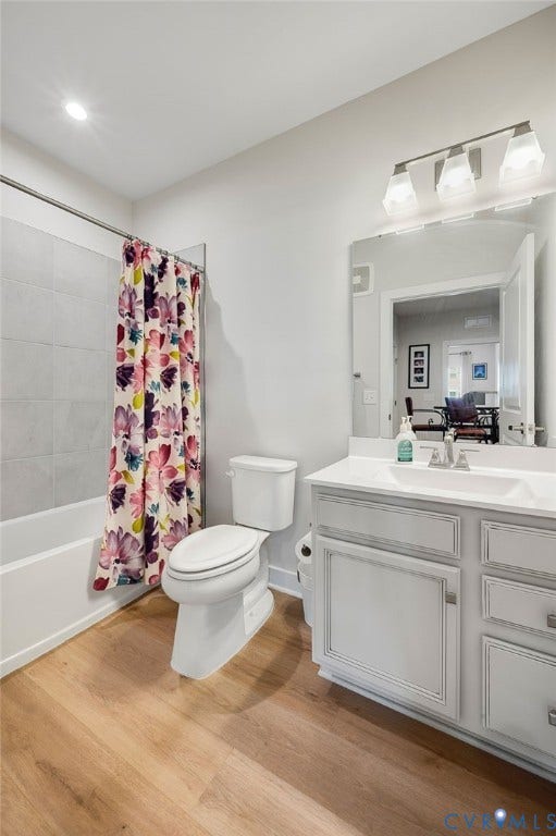 6601 Citory Way, #204, Greenwich Walk, Moseley, VA 23120
