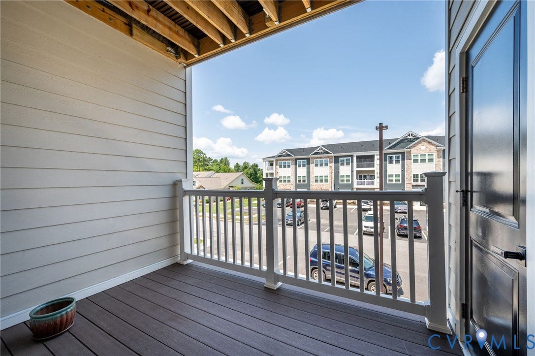 6601 Citory Way, #204, Greenwich Walk, Moseley, VA 23120