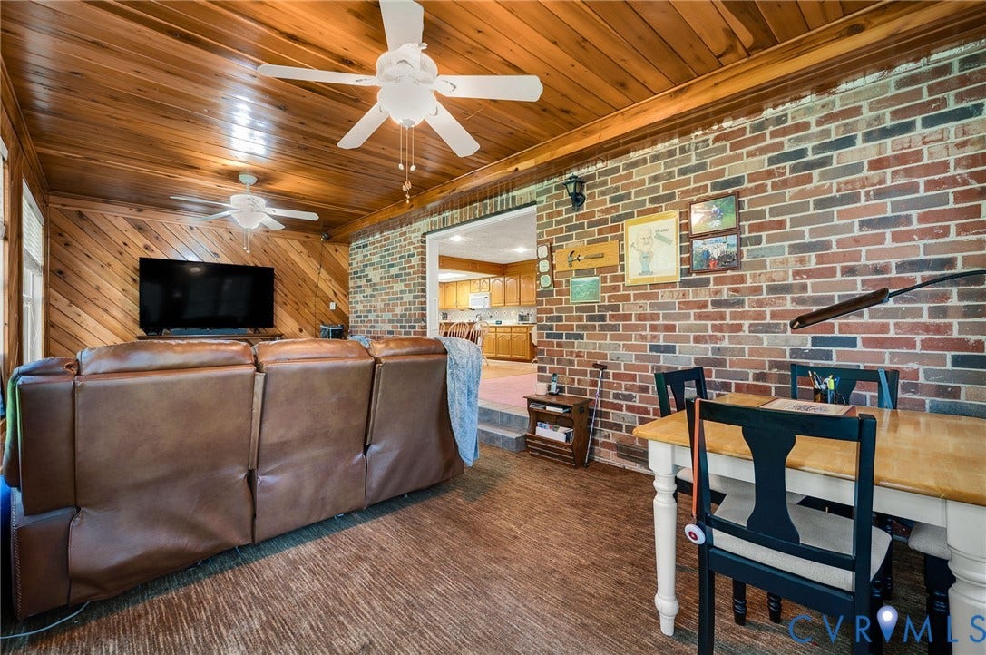13703 Happy Hill Road, Chester, VA 23831 13703 Happy Hill Road, Chester, VA 23831