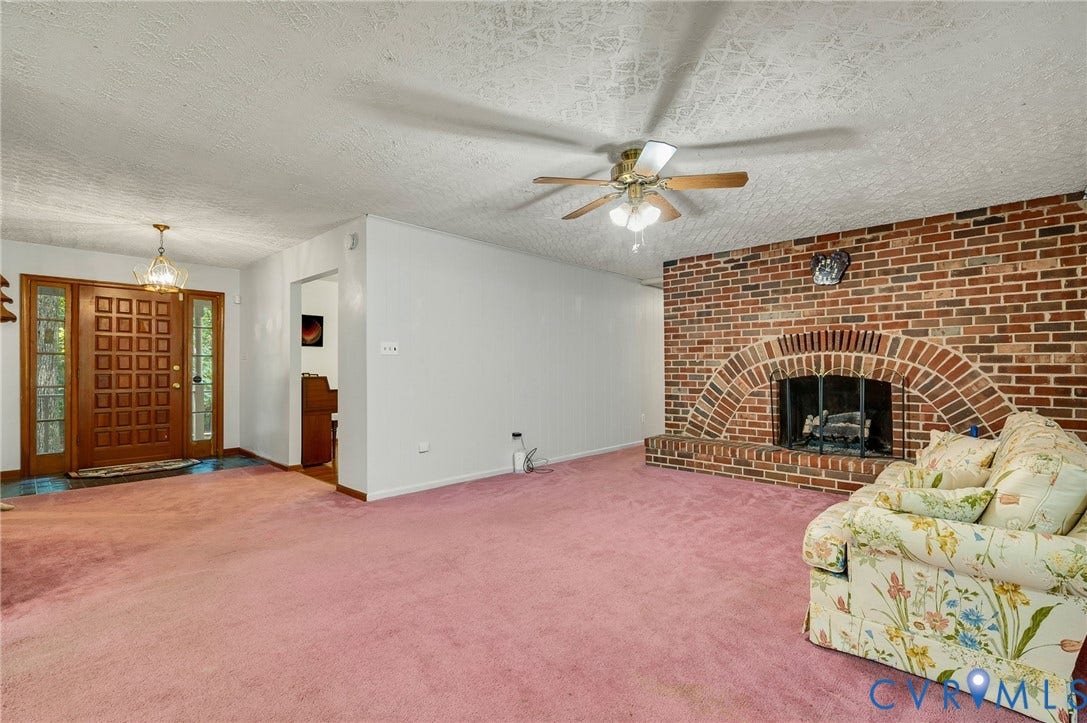 13703 Happy Hill Road, Chester, VA 23831 13703 Happy Hill Road, Chester, VA 23831
