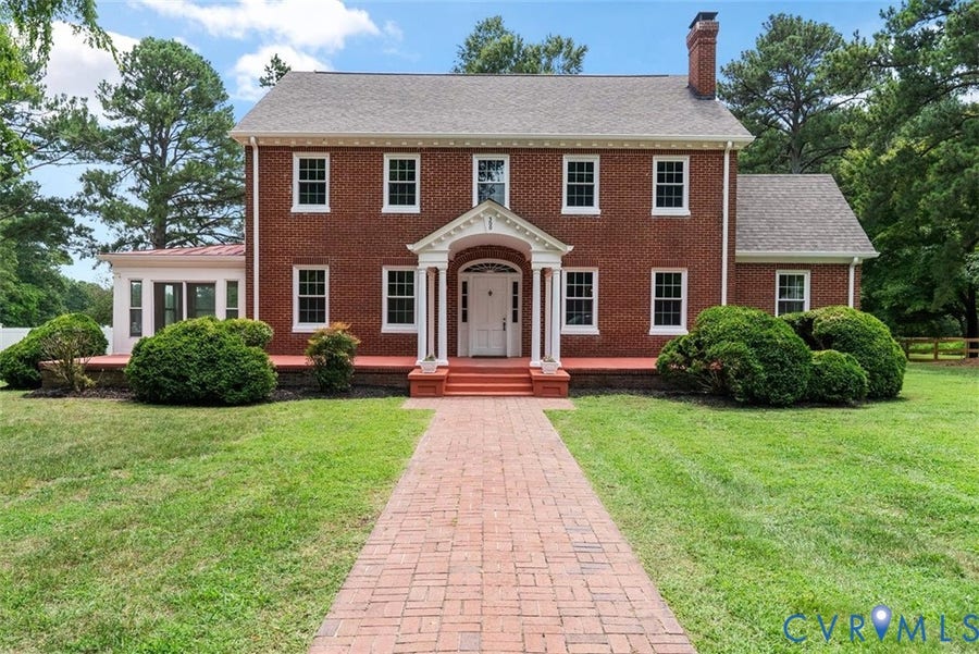 Property photo for 300 Hillcrest Road, La Crosse, VA
