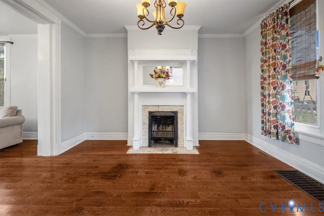 3513 Enslow Avenue, Richmond, VA 23222 Dining room with historic FP and Chandelier