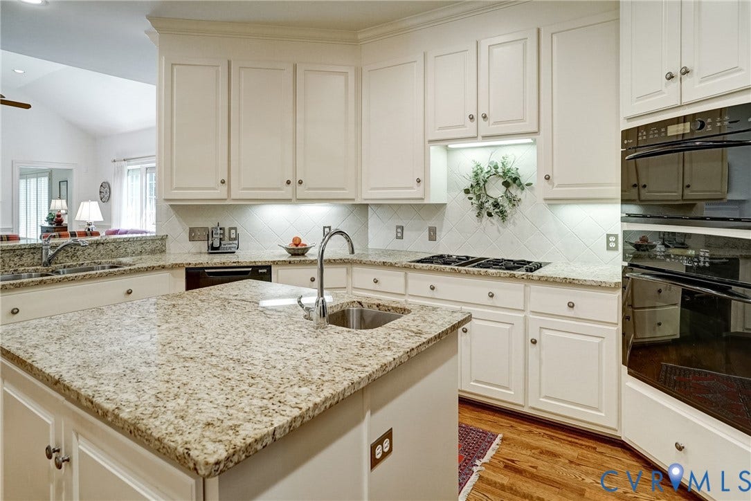 7 E Square Lane, Randolph Square, Richmond, VA 23238 7 E Square Lane, Randolph Square, Richmond, VA 23238