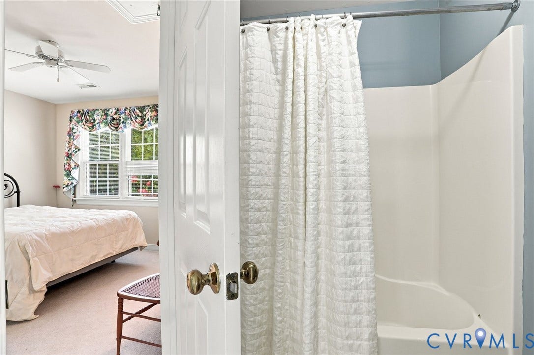 5913 Morgans Glen Drive, Glen Allen, VA 23059 Jack & Jill Bath