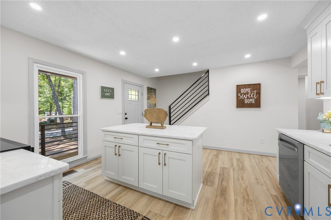 1 Long Leaf Lane, Palmyra, VA 22963 1 Long Leaf Lane, Palmyra, VA 22963