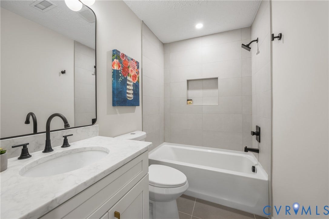 1 Long Leaf Lane, Palmyra, VA 22963 1 Long Leaf Lane, Palmyra, VA 22963