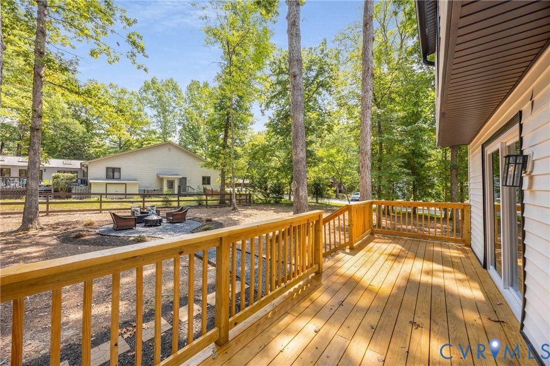 1 Long Leaf Lane, Palmyra, VA 22963 1 Long Leaf Lane, Palmyra, VA 22963