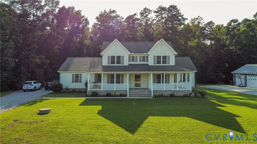 Property photo for 27089 Britt Lane, Dinwiddie, VA