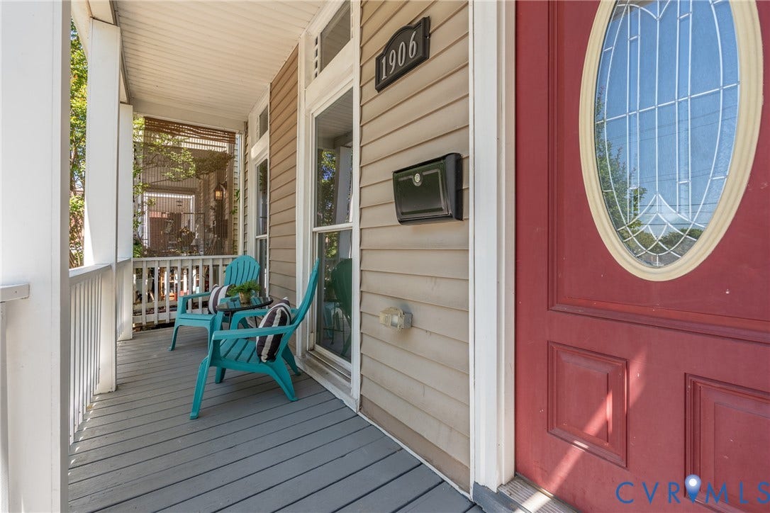 1906 W Main Street, Fan District, Richmond, VA 23220 Classic covered front porch overlooking the neighborhood.