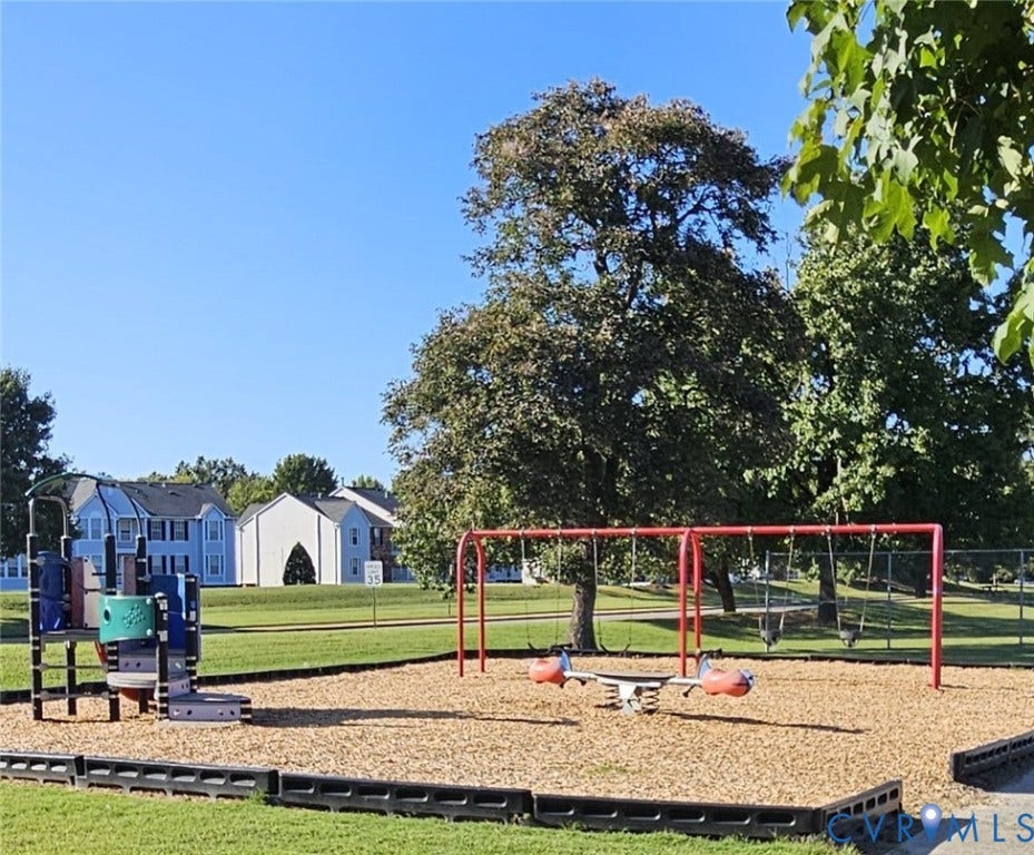 Playground-Laurel Park