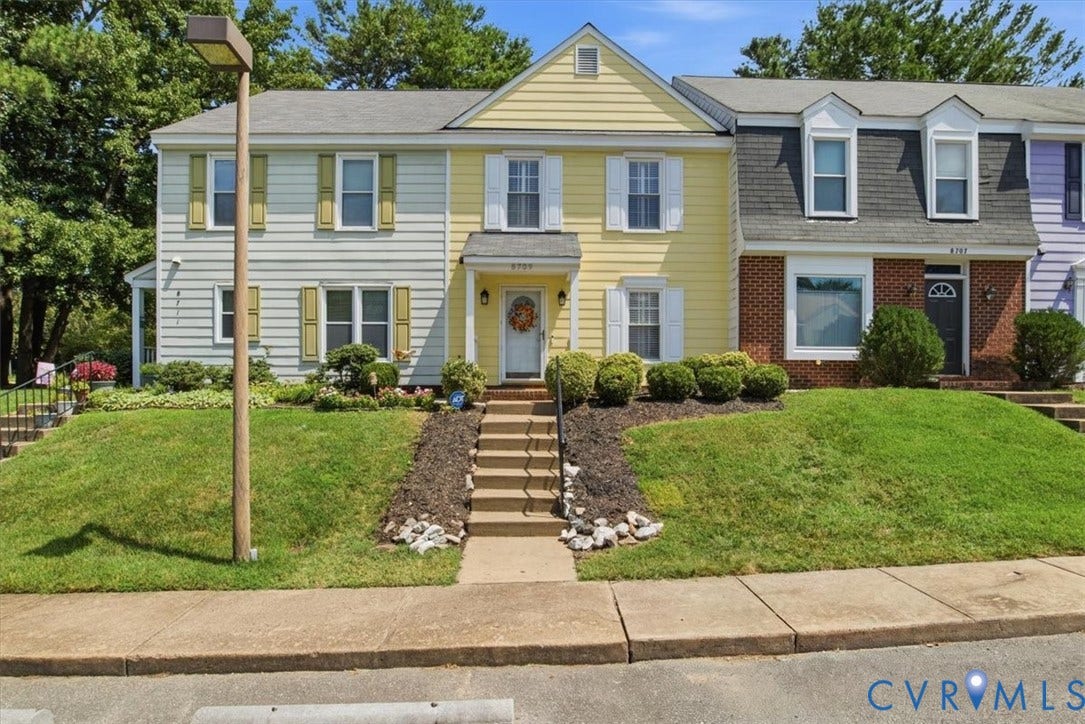 8709 Hermitage Trace Circle, Hermitage Trace, Henrico, VA 23228 8709 Hermitage Trace Circle, Hermitage Trace, Henrico, VA 23228