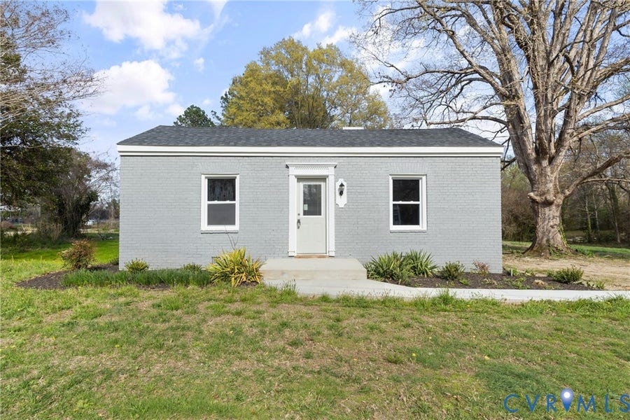 Property photo for 8464 Shady Grove Road, Mechanicsville, VA