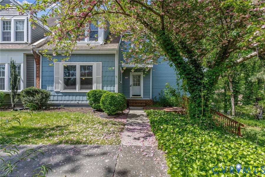 Property photo for 16 Brandywine Court, Colonial Heights, VA