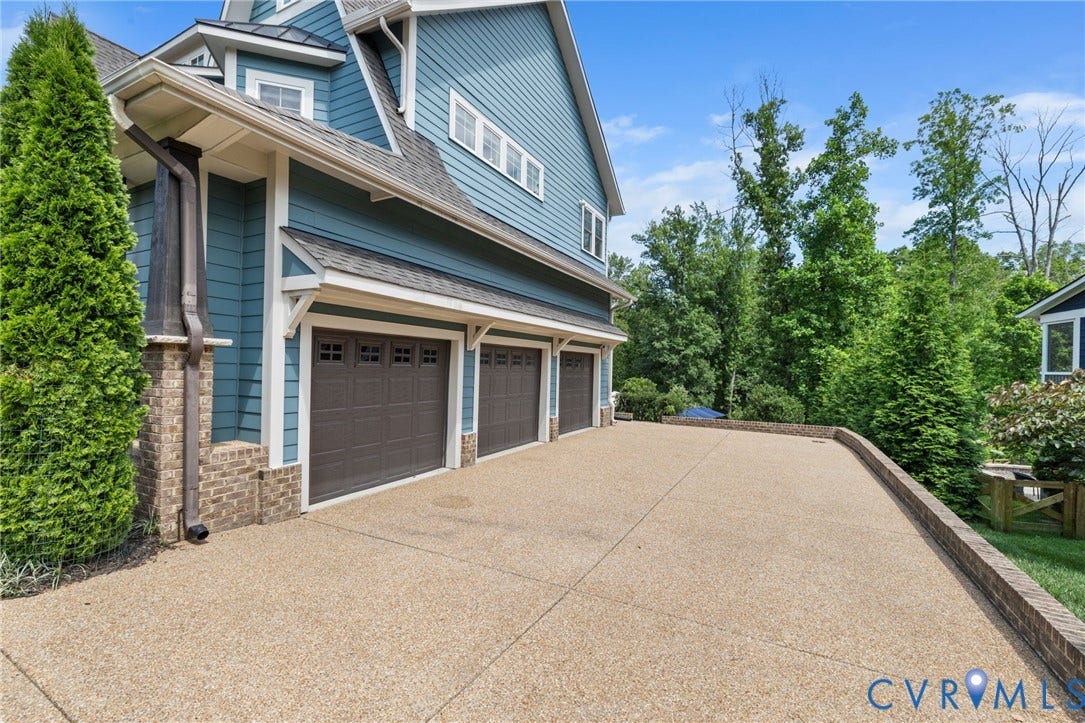 16212 Old Castle Road, Midlothian, VA 23112 Three Car Garage