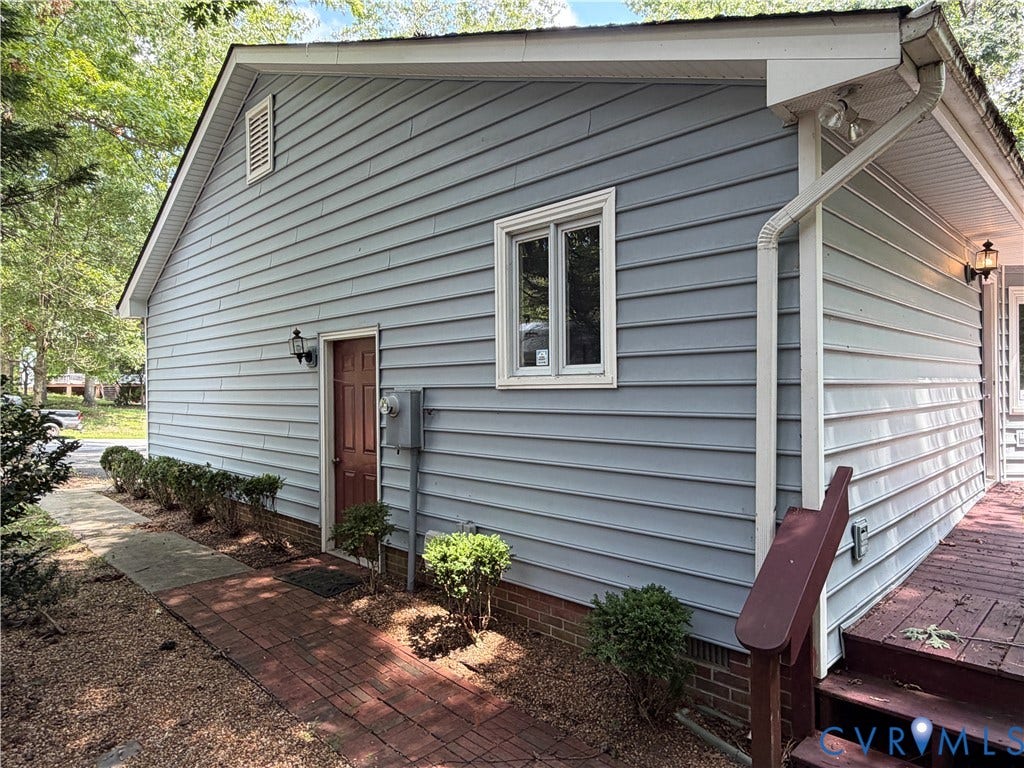 4603 Edenton Place, Greenbriar, Chester, VA 23831 Blue horizontal siding exterior with white trim