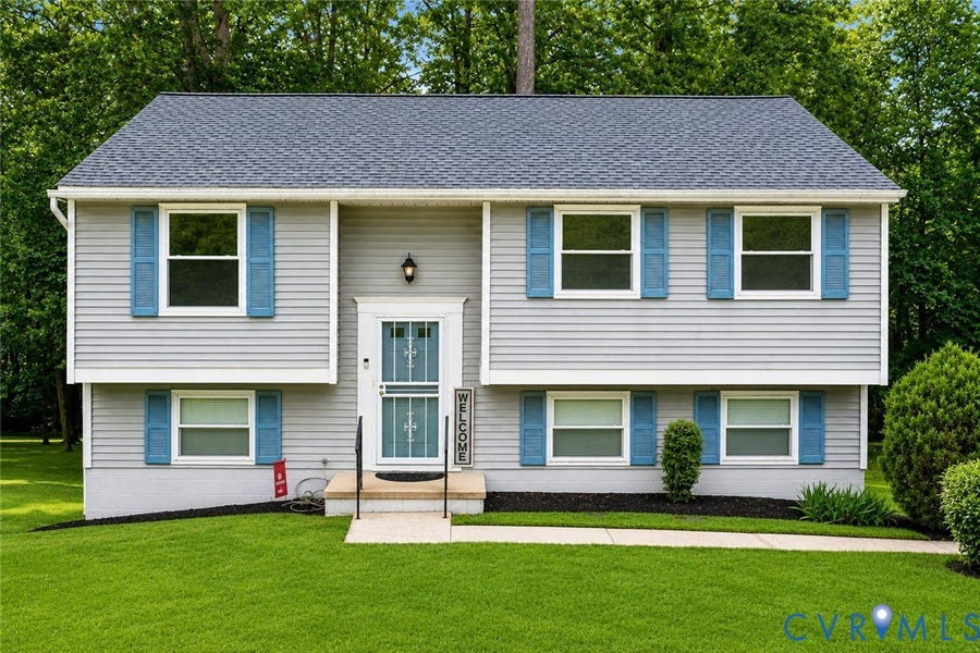 Property photo for 5806 Winterleaf Drive, Chesterfield, VA