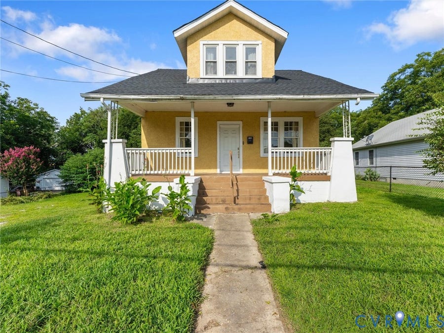 Property photo for 1310 Baylors Lane, Petersburg, VA