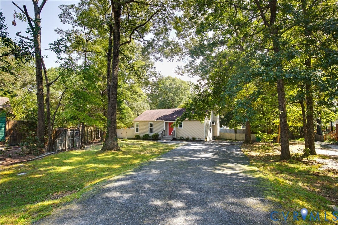 928 Marblethorpe Road, North Chesterfield, VA 23236 Welcome Home!