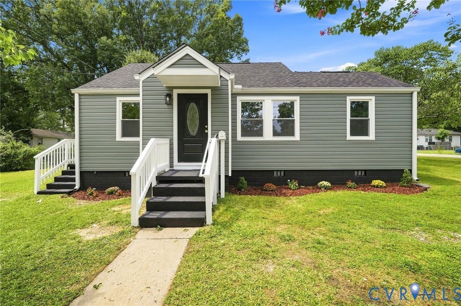 Property photo for 1502 Stewart Avenue, Hopewell, VA