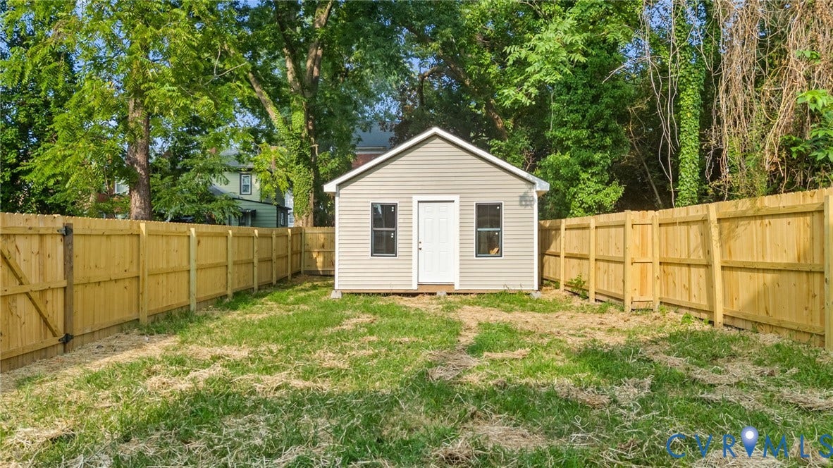 409 S Jefferson Street, Bolling, Petersburg, VA 23803 409 S Jefferson Street, Bolling, Petersburg, VA 23803