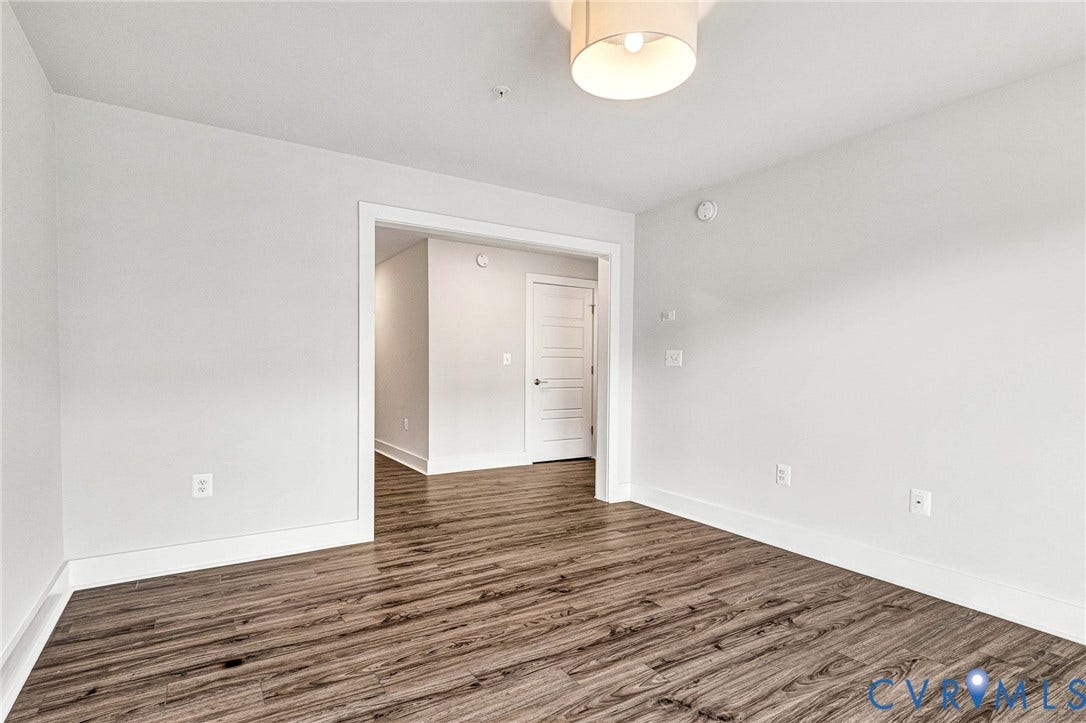 4347 Saunders Station Loop, #A, Glen Allen, VA 23233 Wood-finish flooring throughout
