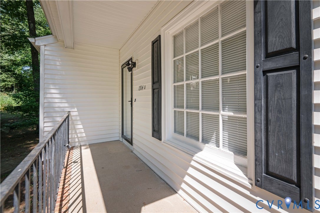 1704 Taft Place, Tuckahoe Village West, Henrico, VA 23238 Front porch. Downstairs unit.