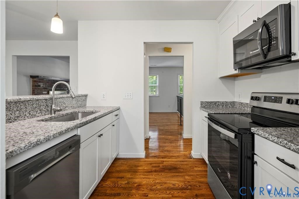 1704 Taft Place, Tuckahoe Village West, Henrico, VA 23238 Upstairs unit.
