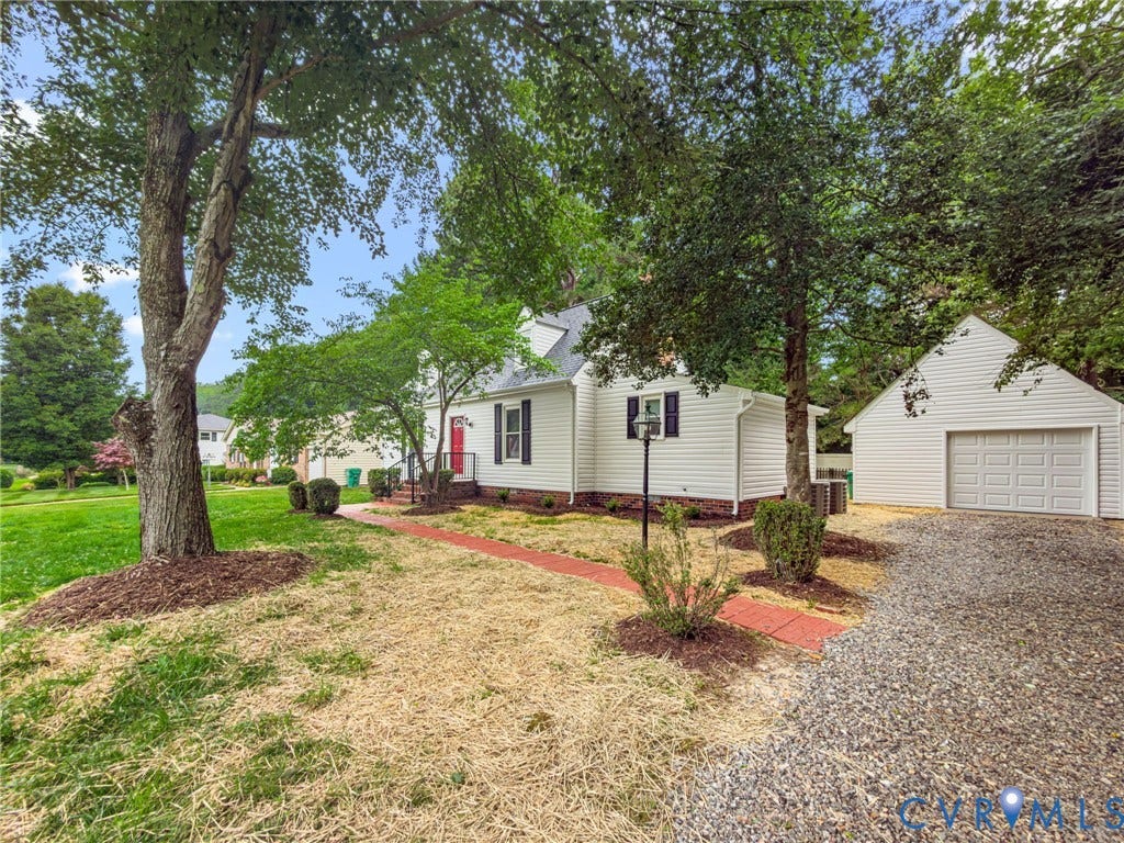 422 Nottingham Drive, Colonial Heights, VA 23834 422 Nottingham Drive, Colonial Heights, VA 23834