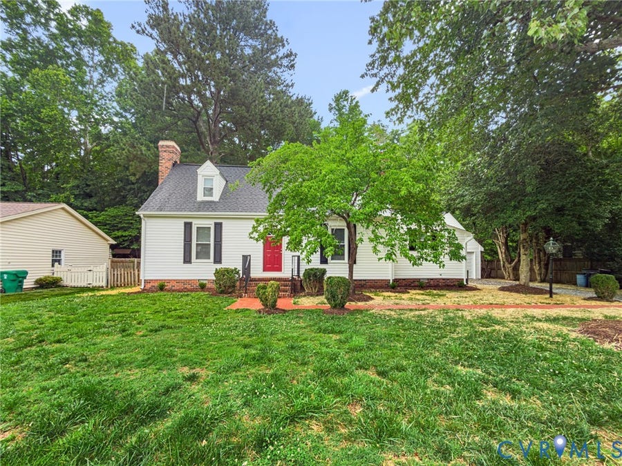 Property photo for 422 Nottingham Drive, Colonial Heights, VA