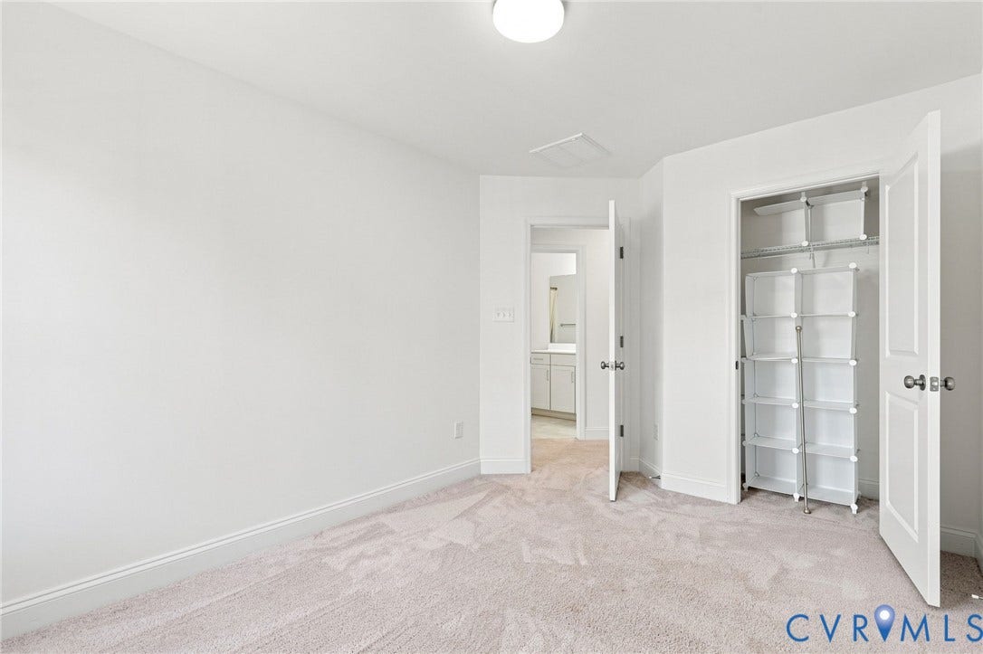 13820 Village View Drive, Midlothian, VA 23114 Light-toned wall-to-wall carpeting throughout