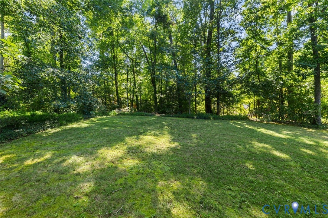9301 Walhala Point, North Chesterfield, VA 23236