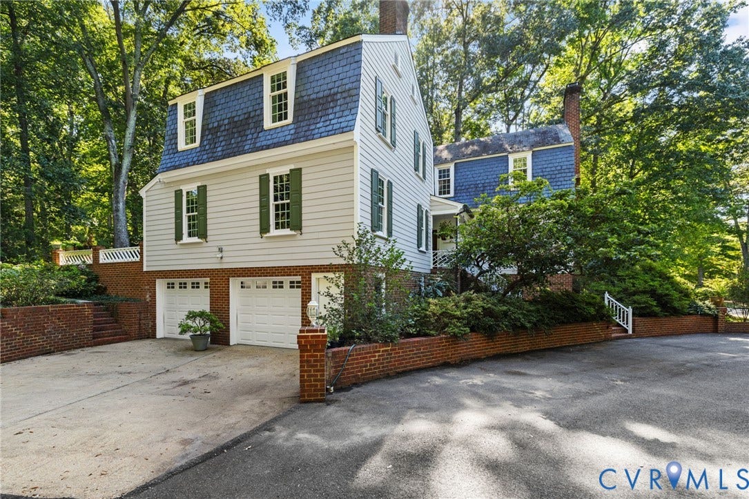 9301 Walhala Point, North Chesterfield, VA 23236