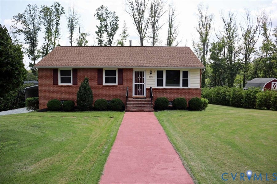 Property photo for 12853 Holly Lane, Manakin Sabot, VA