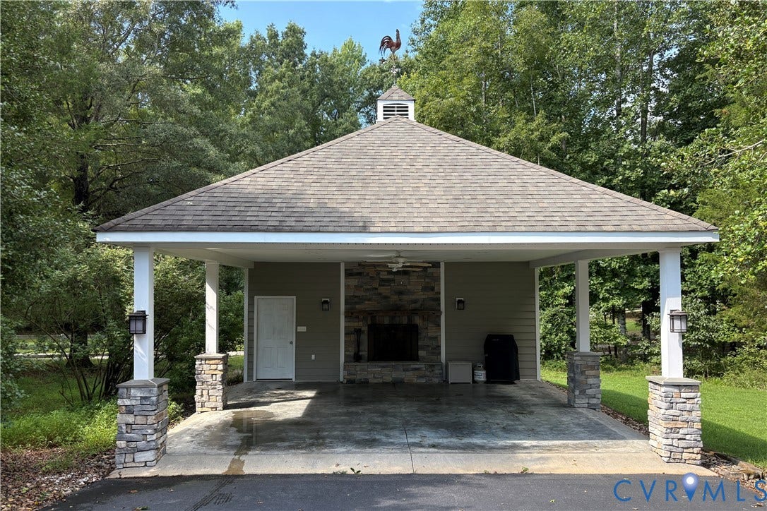 2365 Manakintown Ferry Road, Powhatan, VA 23113 2365 Manakintown Ferry Road, Powhatan, VA 23113