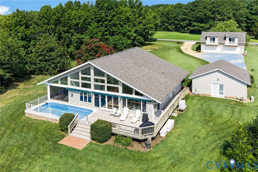 Property photo for 392 Kingscote Drive, Lottsburg, VA
