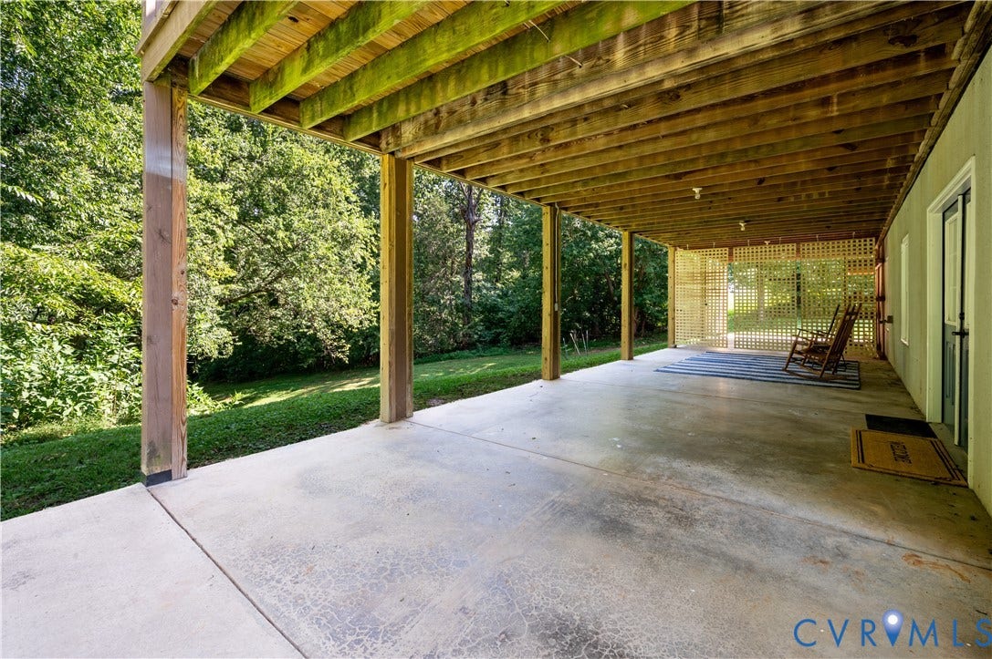 542 Ampthill Road, Cartersville, Cartersville, VA 23027