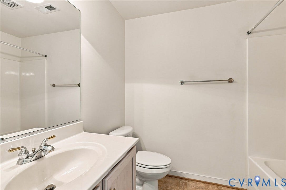 5029 Coachmans Carriage Terrace, Glen Allen, VA 23059 3rd Level Bathroom