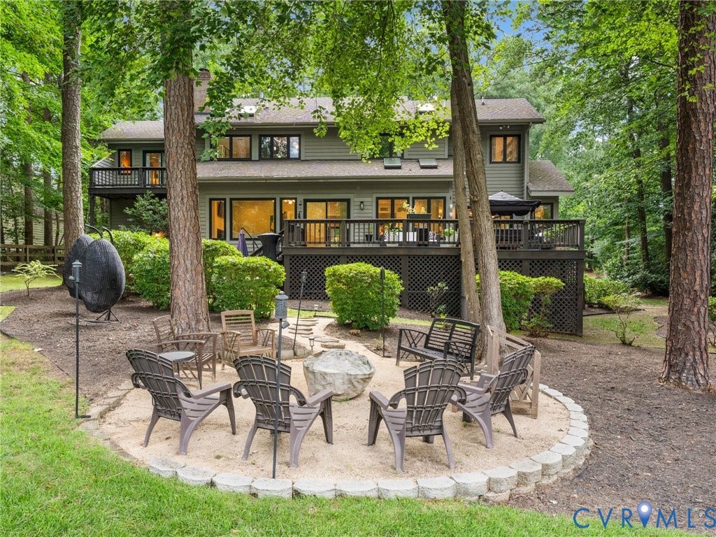 9009 Highgate Hill Drive, Chesterfield, VA 23832 9009 Highgate Hill Drive, Chesterfield, VA 23832
