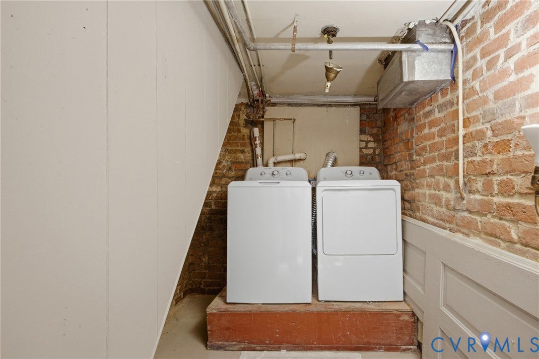 209 W Clay Street, Jackson Ward, Richmond, VA 23220 Basement laundry, washer and dryer