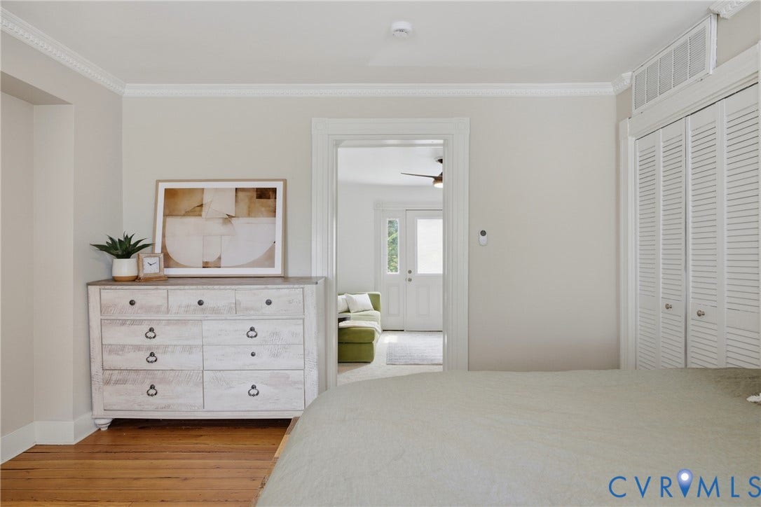 209 W Clay Street, Jackson Ward, Richmond, VA 23220 Hardwood flooring, crown molding, access to 3rd bedroom/flex room
