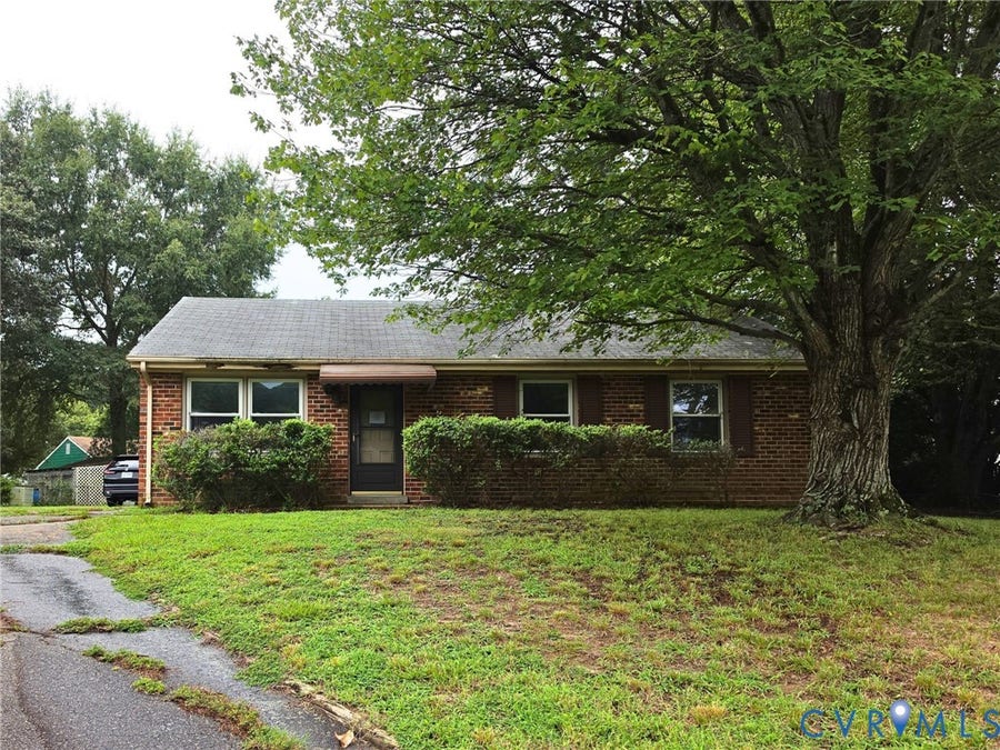 Property photo for 348 Argyll Circle, Henrico, VA