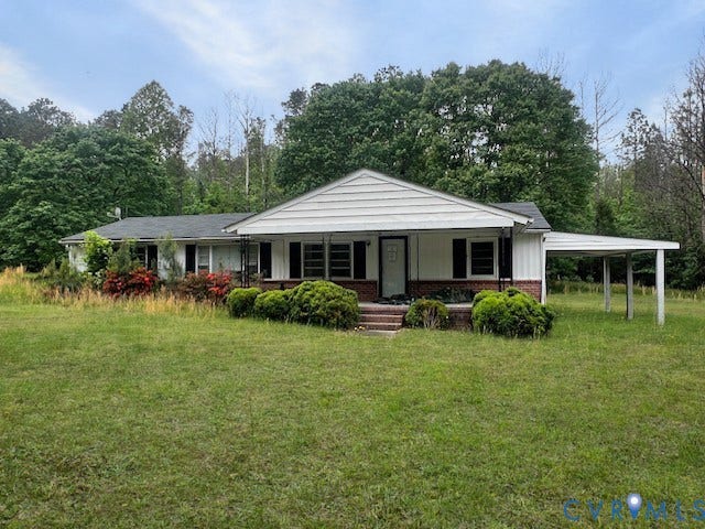 Property photo for 565 Town Bridge Road, Saluda, VA