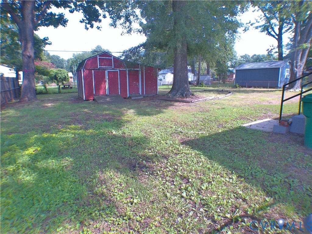 9707 Stockbridge Drive, Henrico, VA 23228 9707 Stockbridge Drive, Henrico, VA 23228