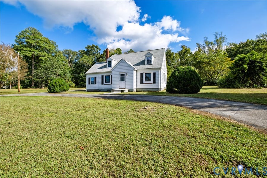 Property photo for 8201 S quaker Road, Quinton, VA