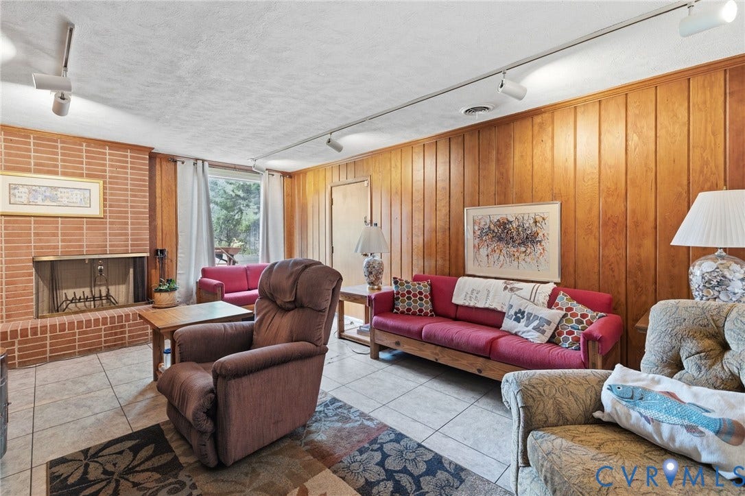 1100 Lake Avenue, Richmond, VA 23226